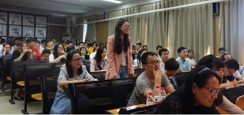 中国矿业大学李效顺教授走进资环太阳城App
“水滴讲堂”